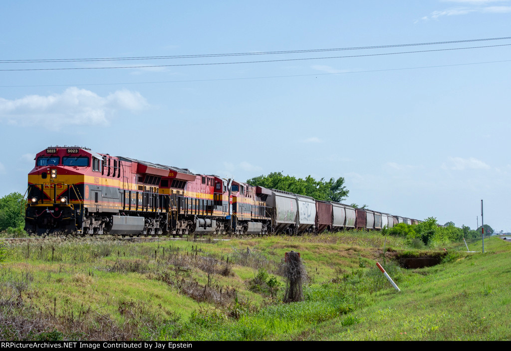 Empty grain cruises north for a refill